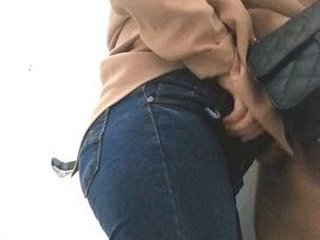 Korean toilet eavesdropping