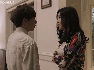 Erotic Korean beauty stars in a steamy video